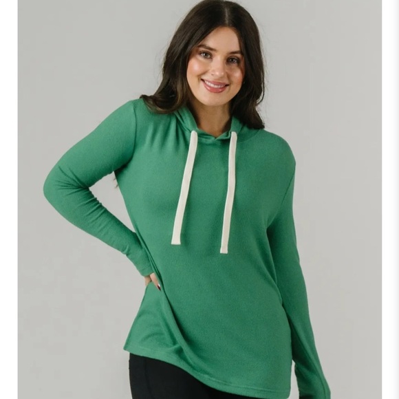 Zyia Active Black Boyfriend Hoodie - Picture 5 of 5